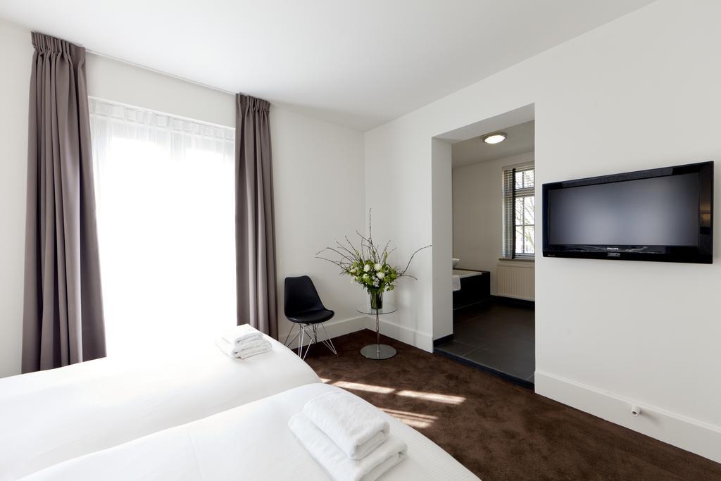 カレッジ ホテル アルクマール 部屋 写真